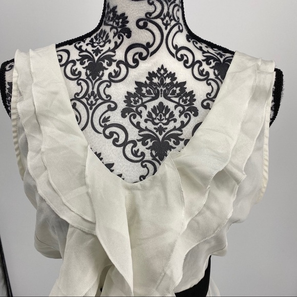Love Tree white ruffle front black belt blouse. Sleeveless v-neck. Career work - Picture 5 of 12
